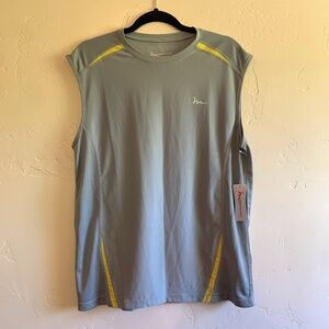 Free Motion Activewear Sleeveless Tank Tee Size L Lot of 3